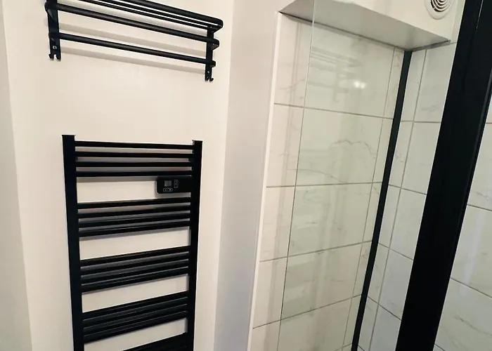 Cozy For 9 People, Ski-in Out, 2alpes Апартаменты Ле дез Альп